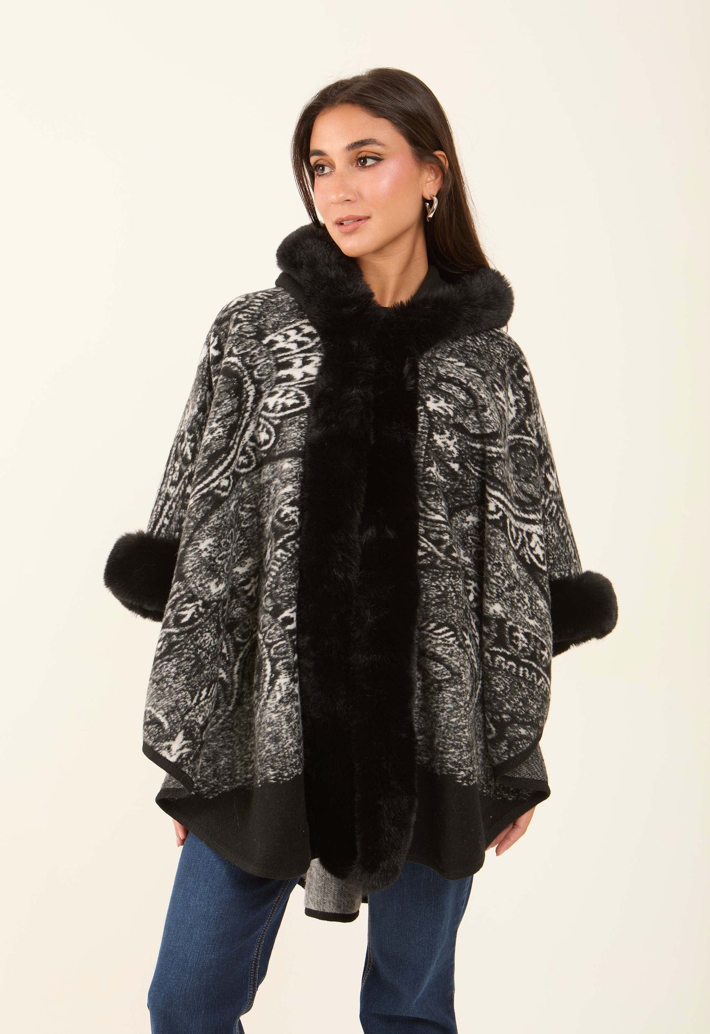 Fur Hooded Neck Patterned Poncho