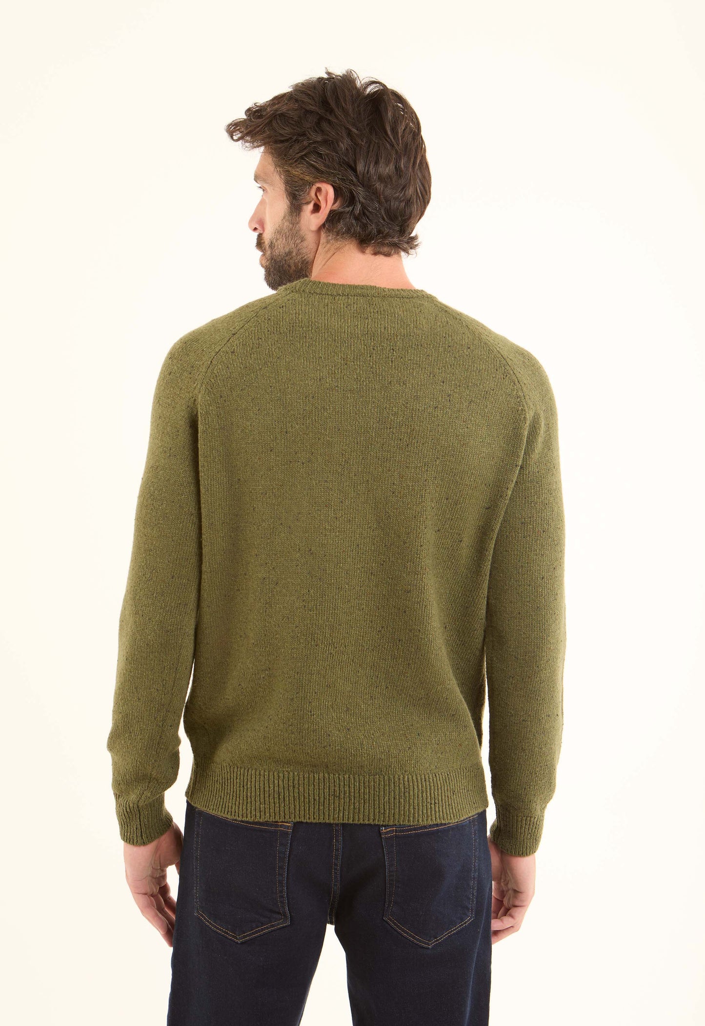 بلوفر أساسي محبوك مضلع برقبة دائرية