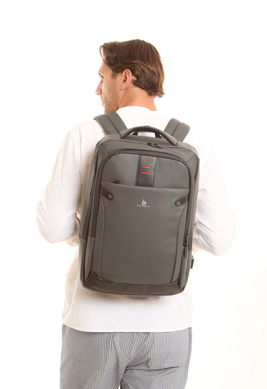 Everyday Adjustable Straps Laptop Backpack