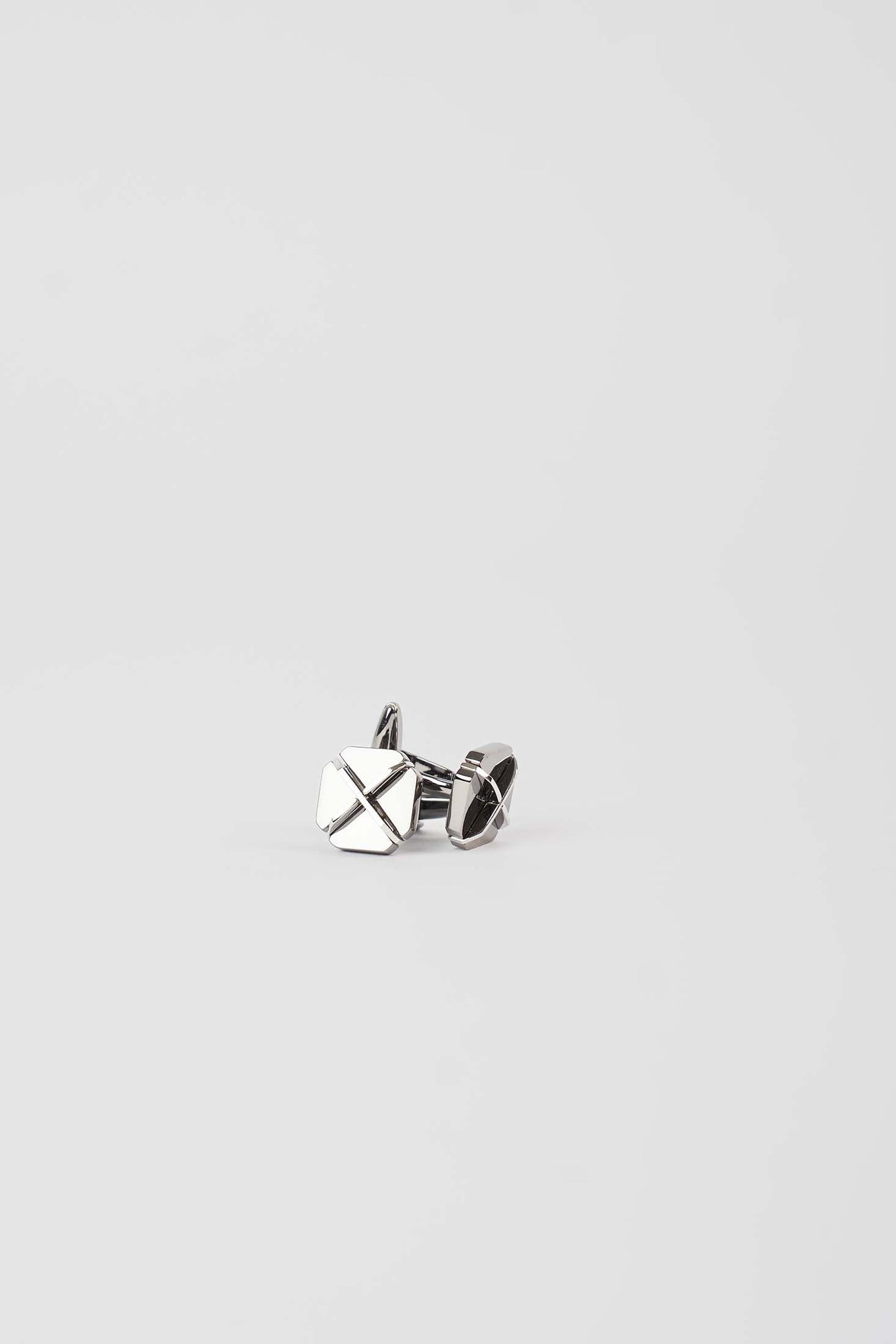 Sleek Cross-Bar Cufflinks