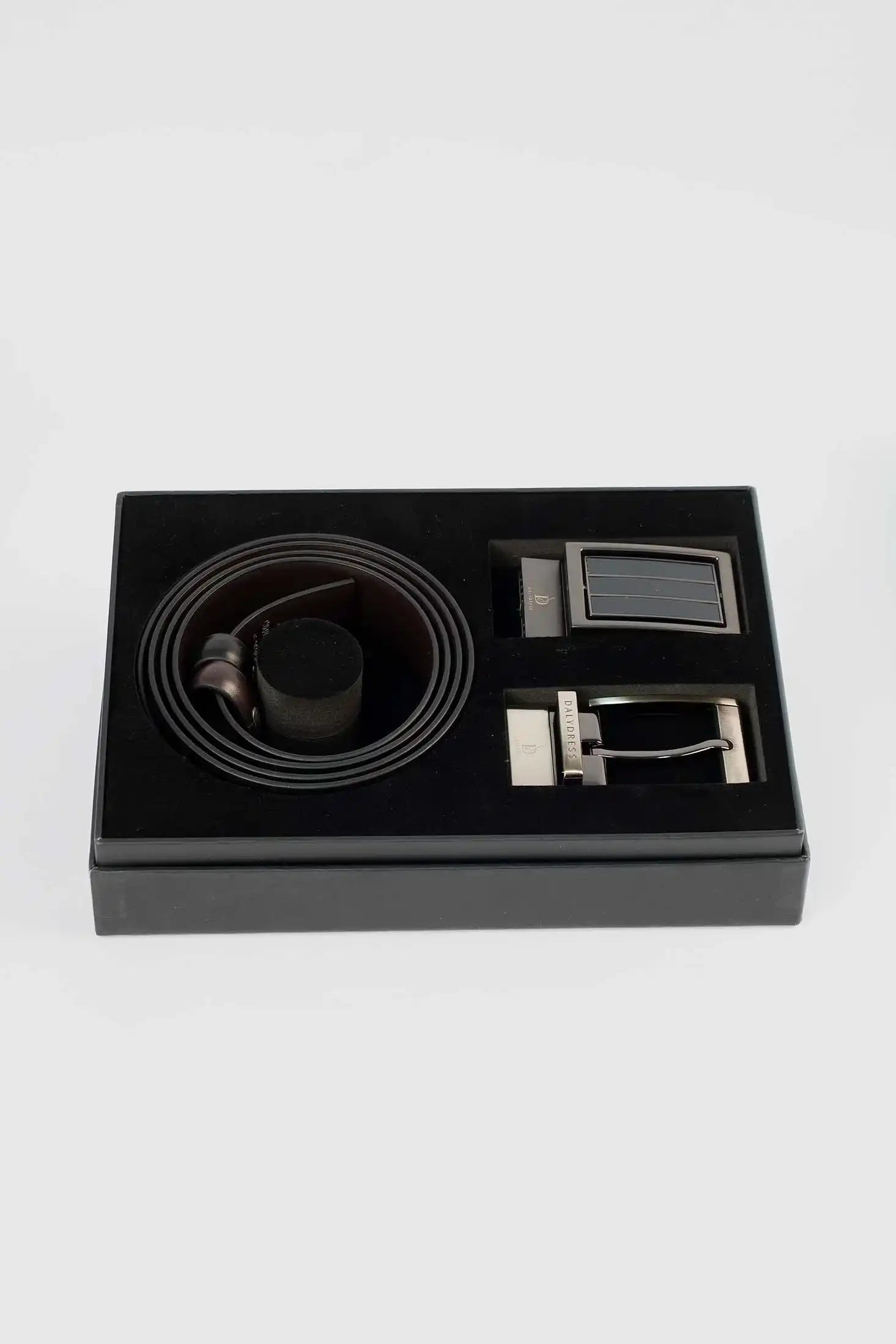Smooth Finish Belt Set with Interchangeable Buckles