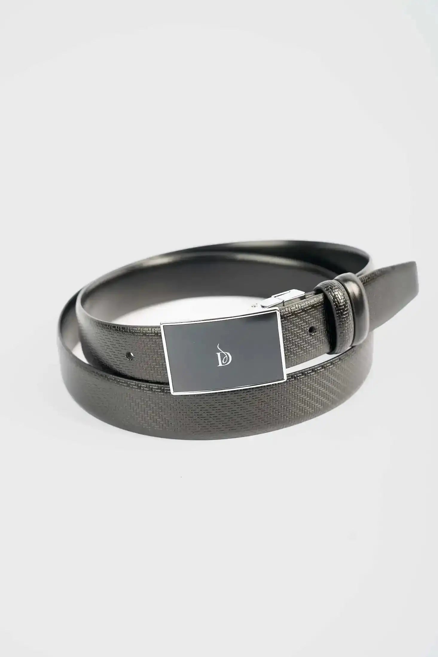 Dual-Tone Reversible Leather Belt