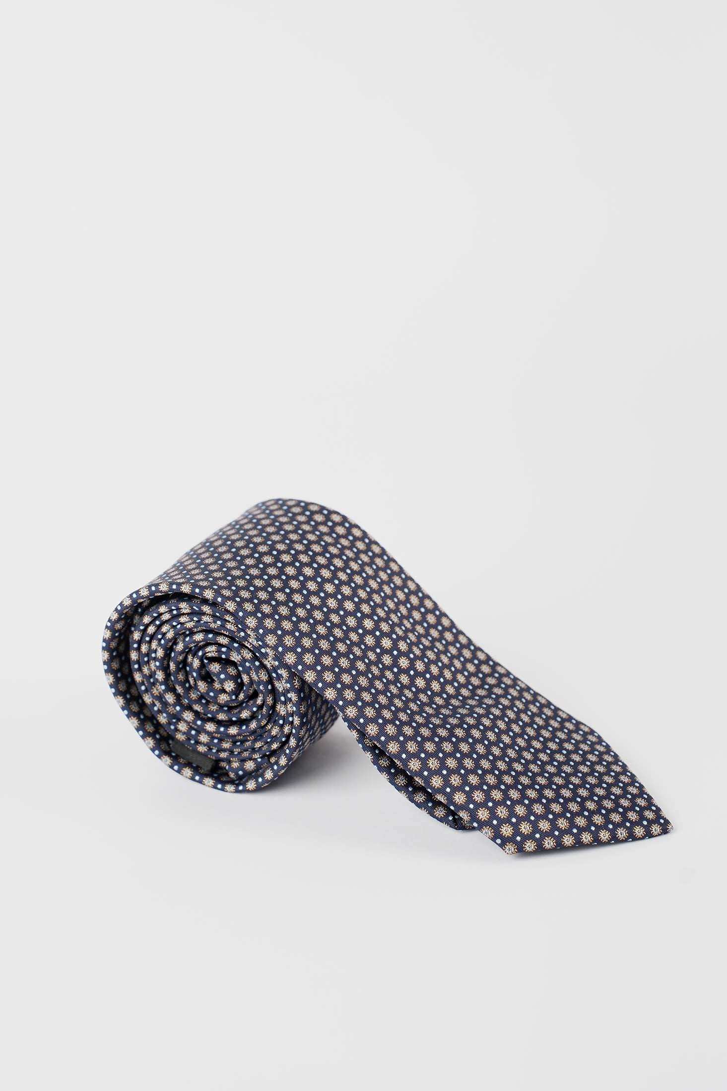 Geometric Jacquard Tie with Dots