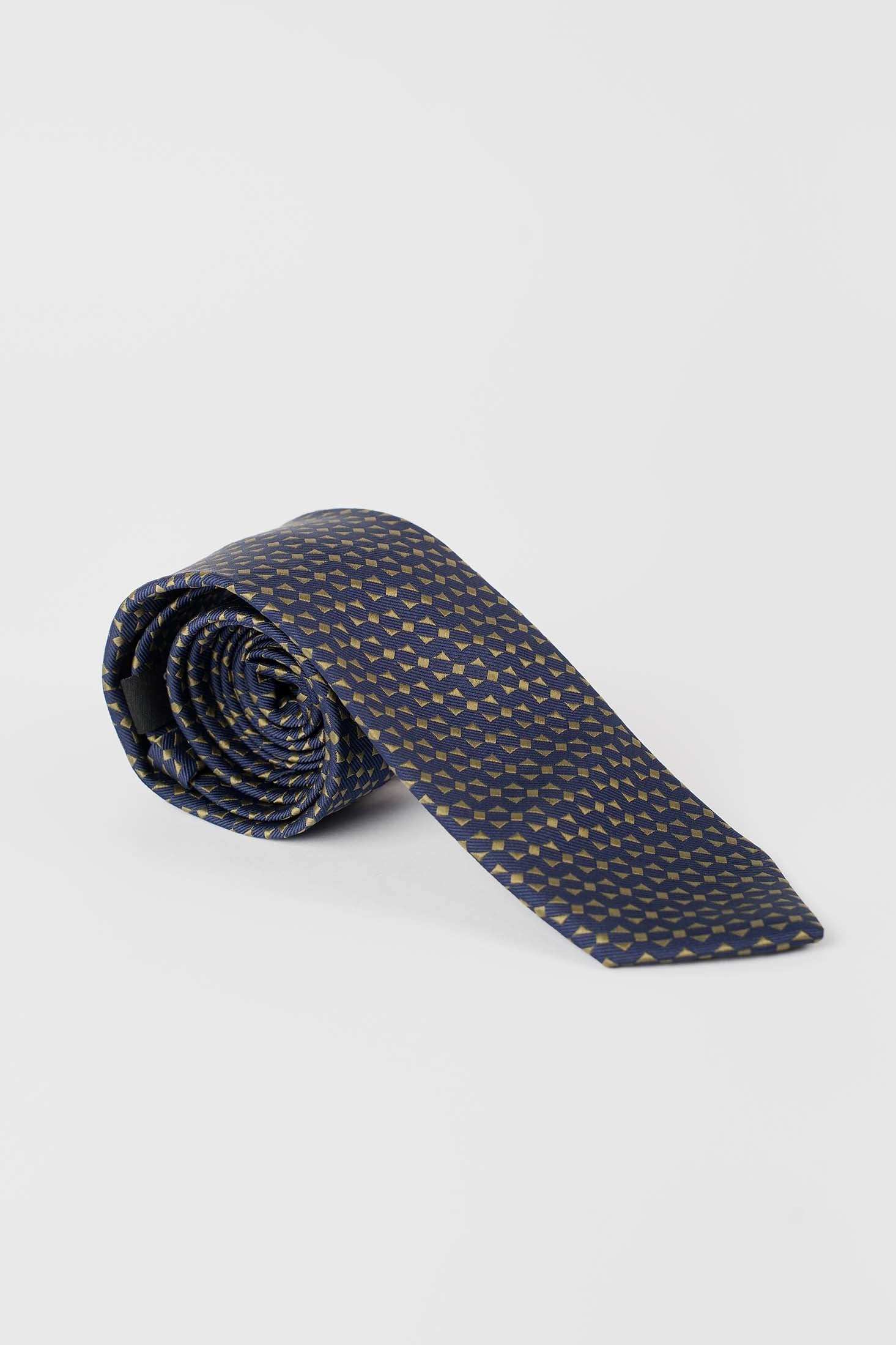 Triangles Pattern Knotted Tie