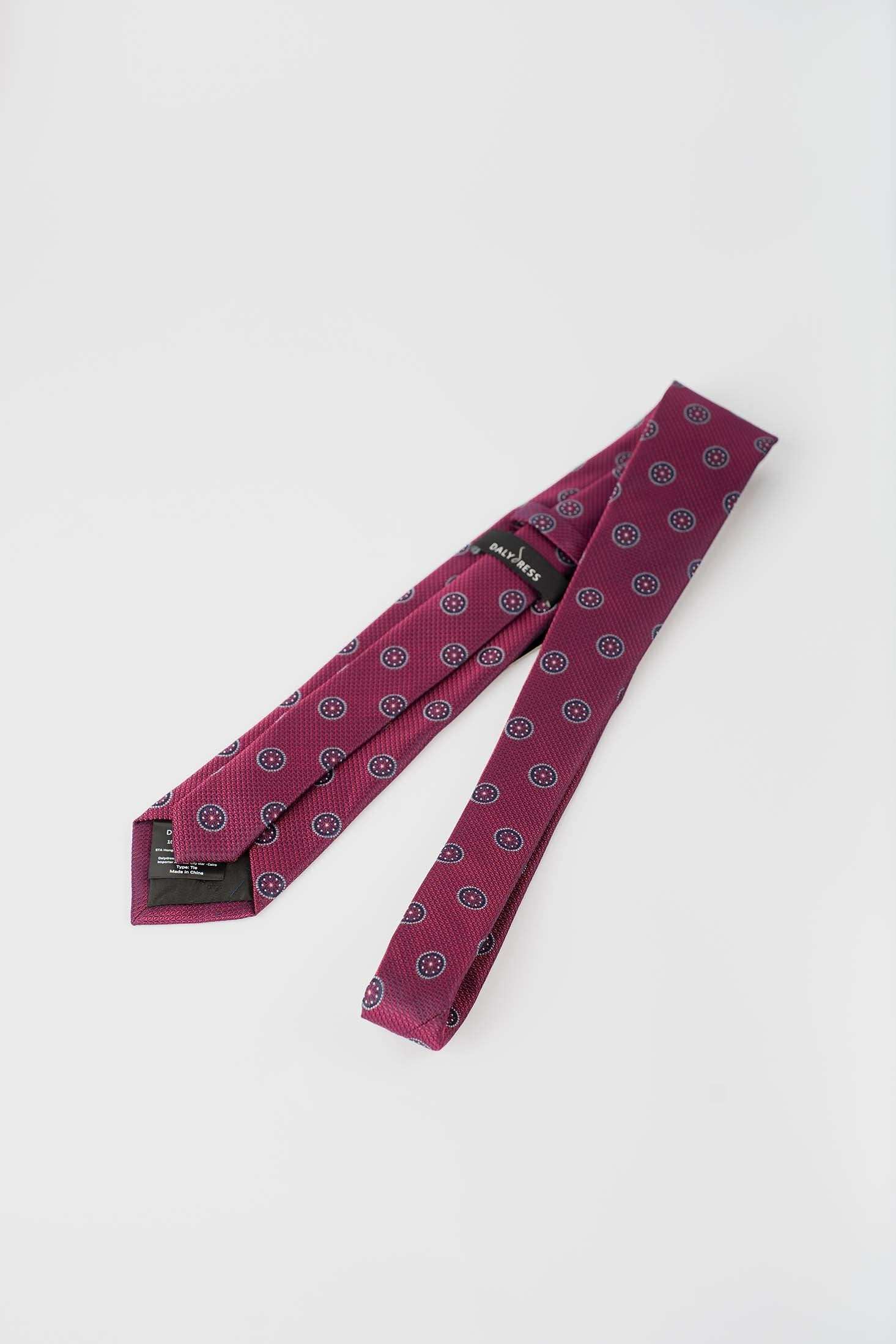 ربطة عنق ناعمة ذات ملمس ذاتي