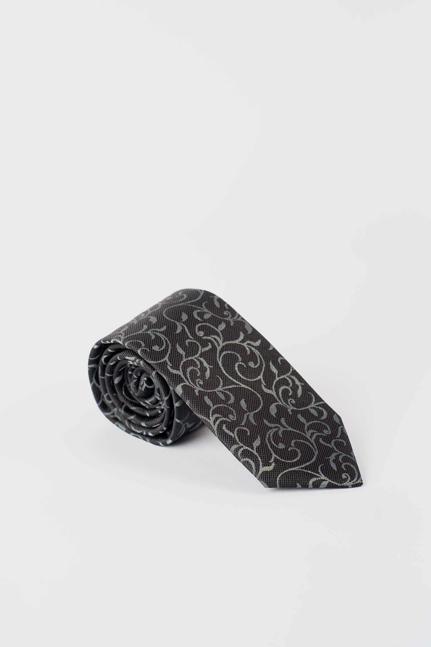 Standard Tie with Simple Floral Pattern