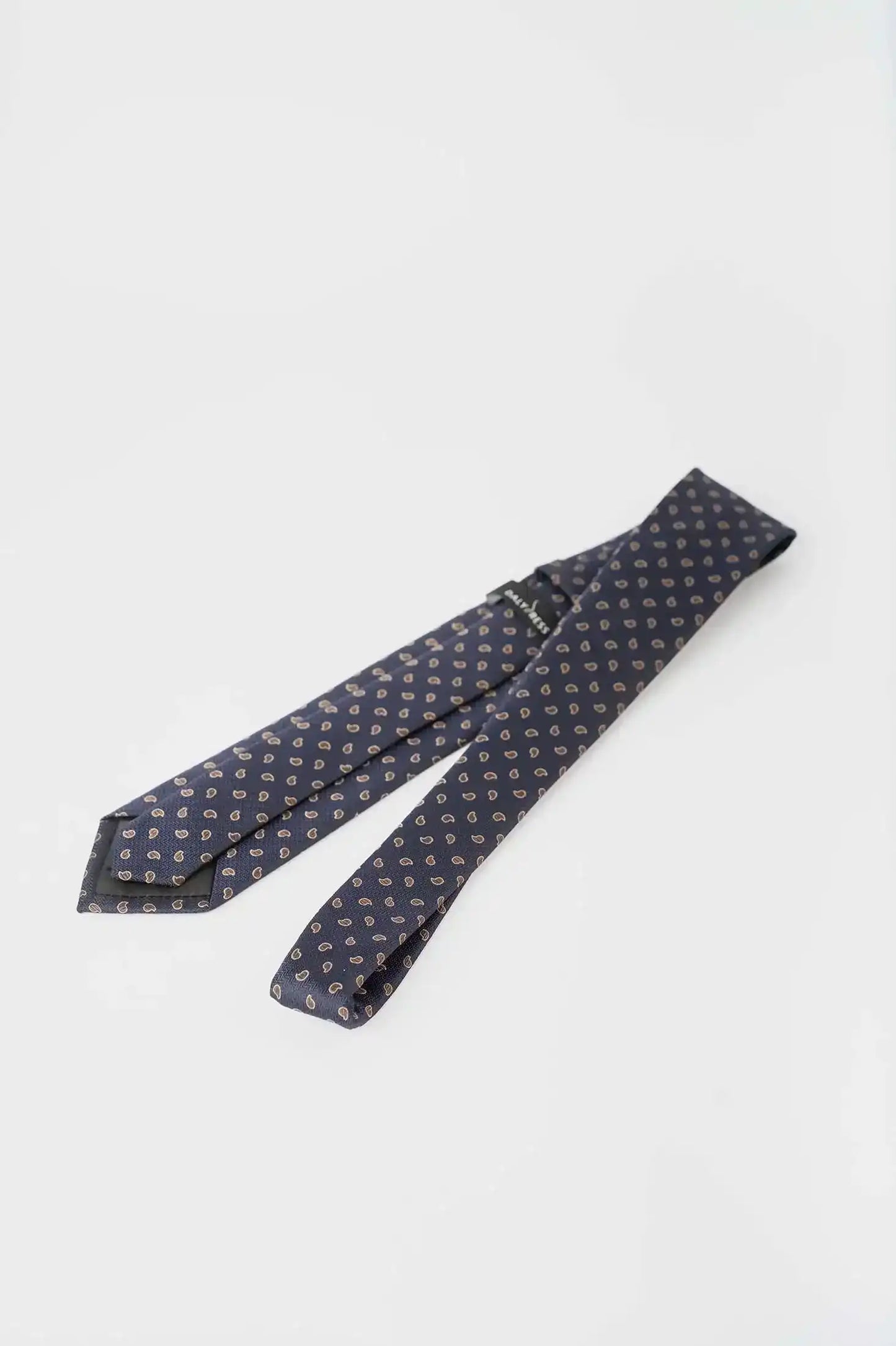 Essential Small Paisley Tie