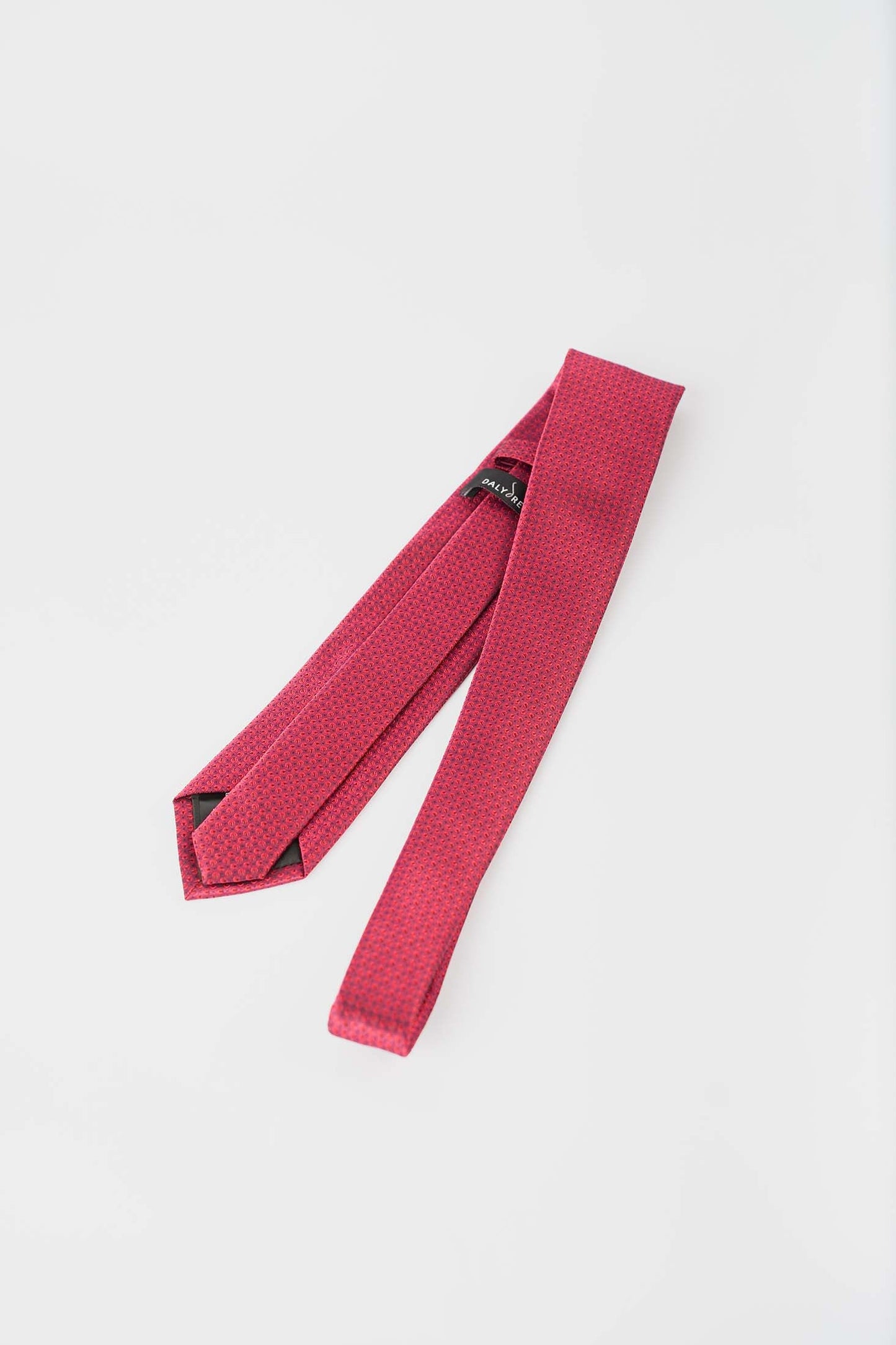 ربطة عنق ناعمة ذات ملمس ذاتي