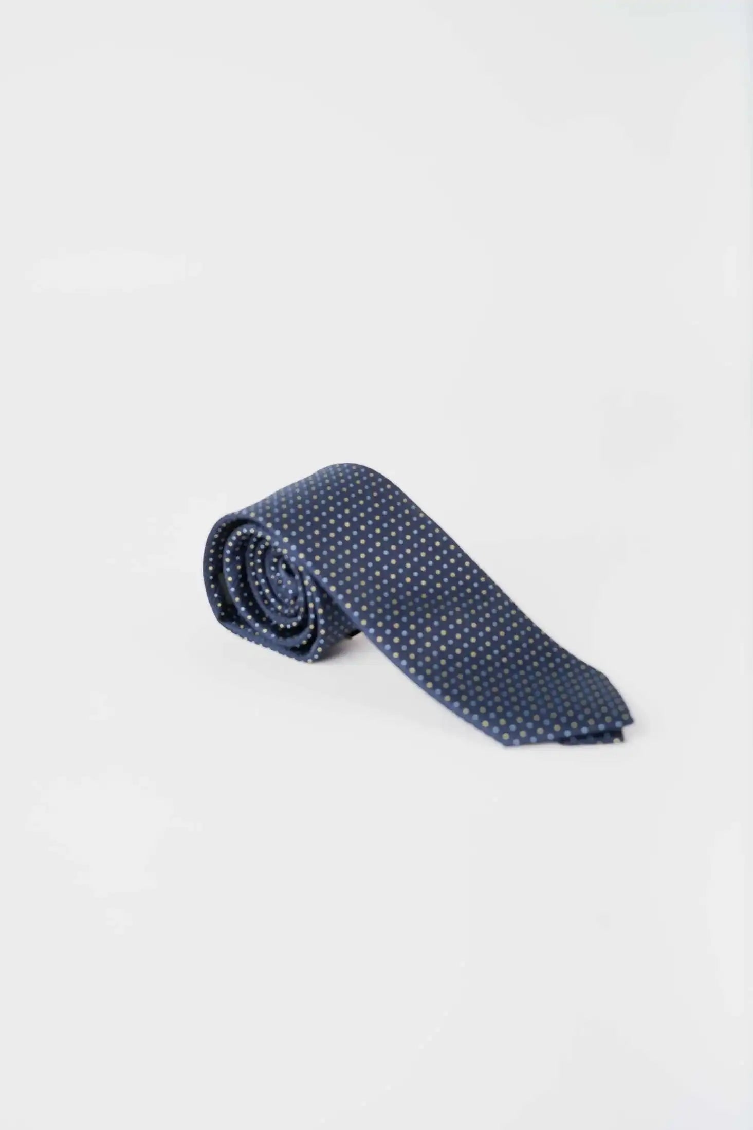 Simple Dots Formal Tie