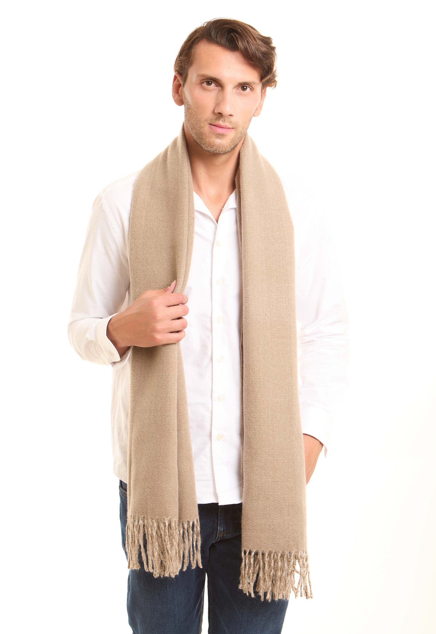 وشاح صلب مع حواف شرارية