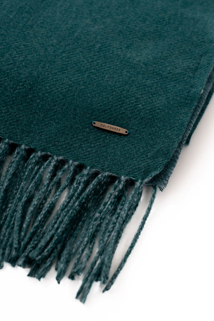 Casual Solid Scarf with Fringes Trim