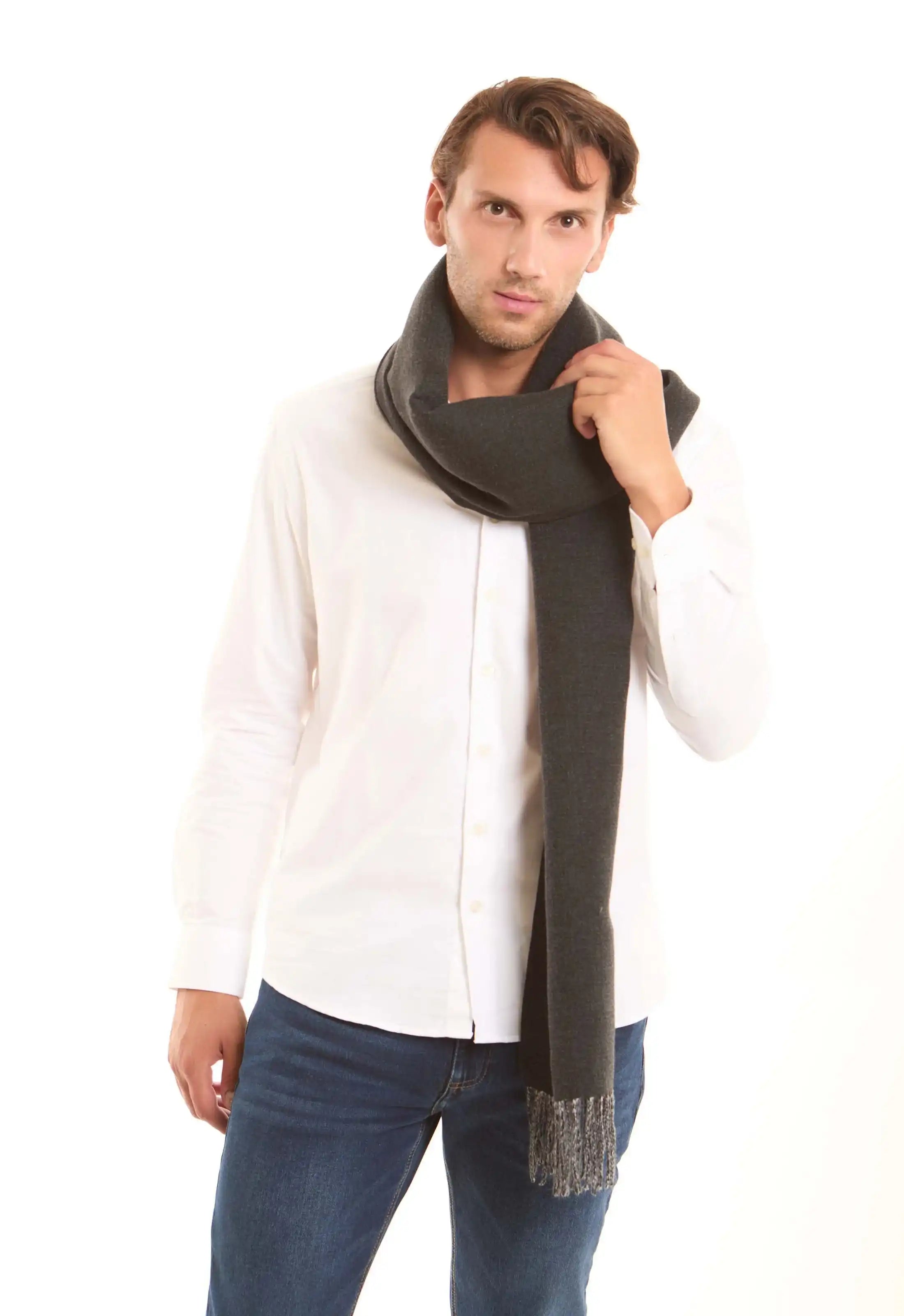 Casual Solid Scarf with Fringes Trim