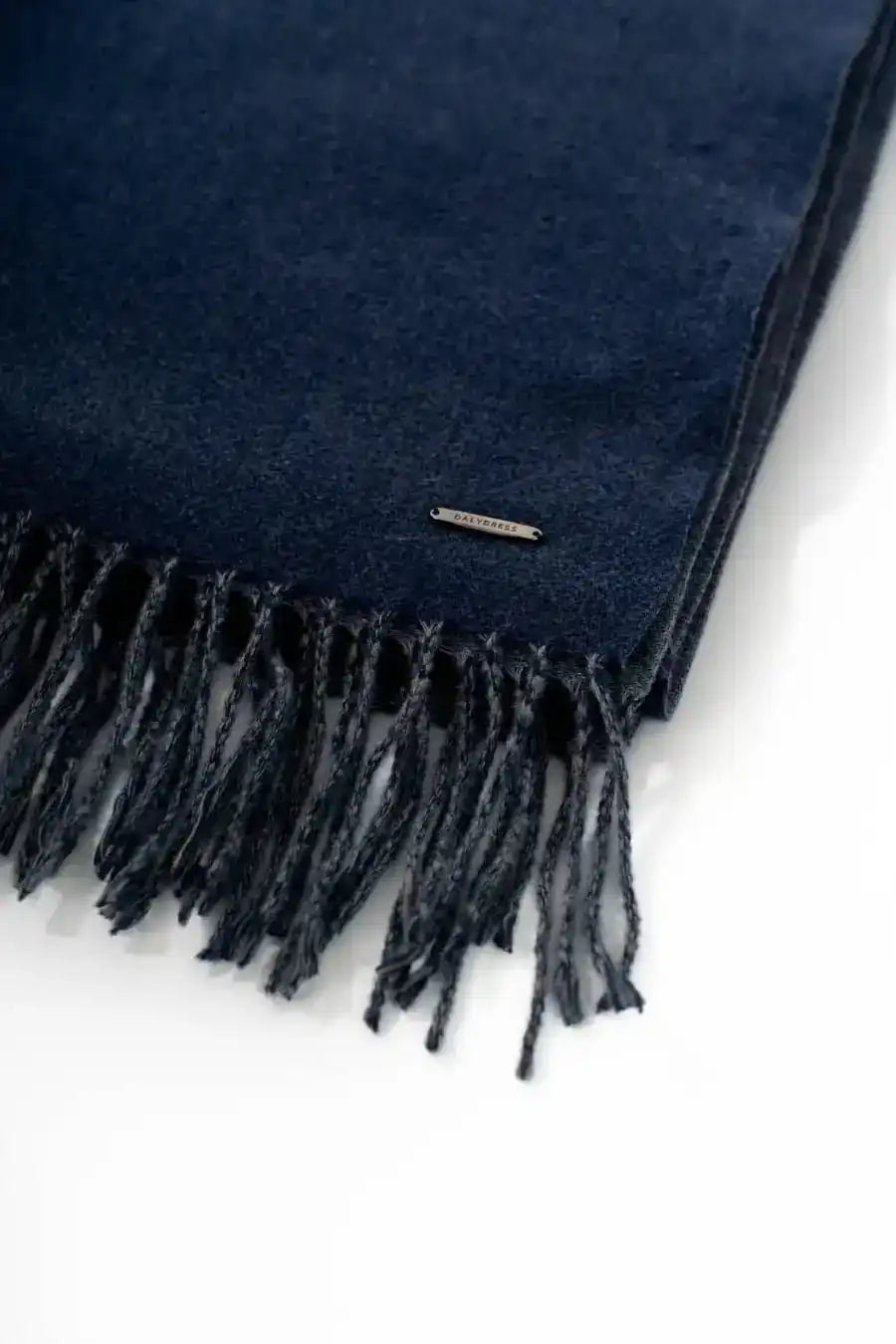 Casual Solid Scarf with Fringes Trim