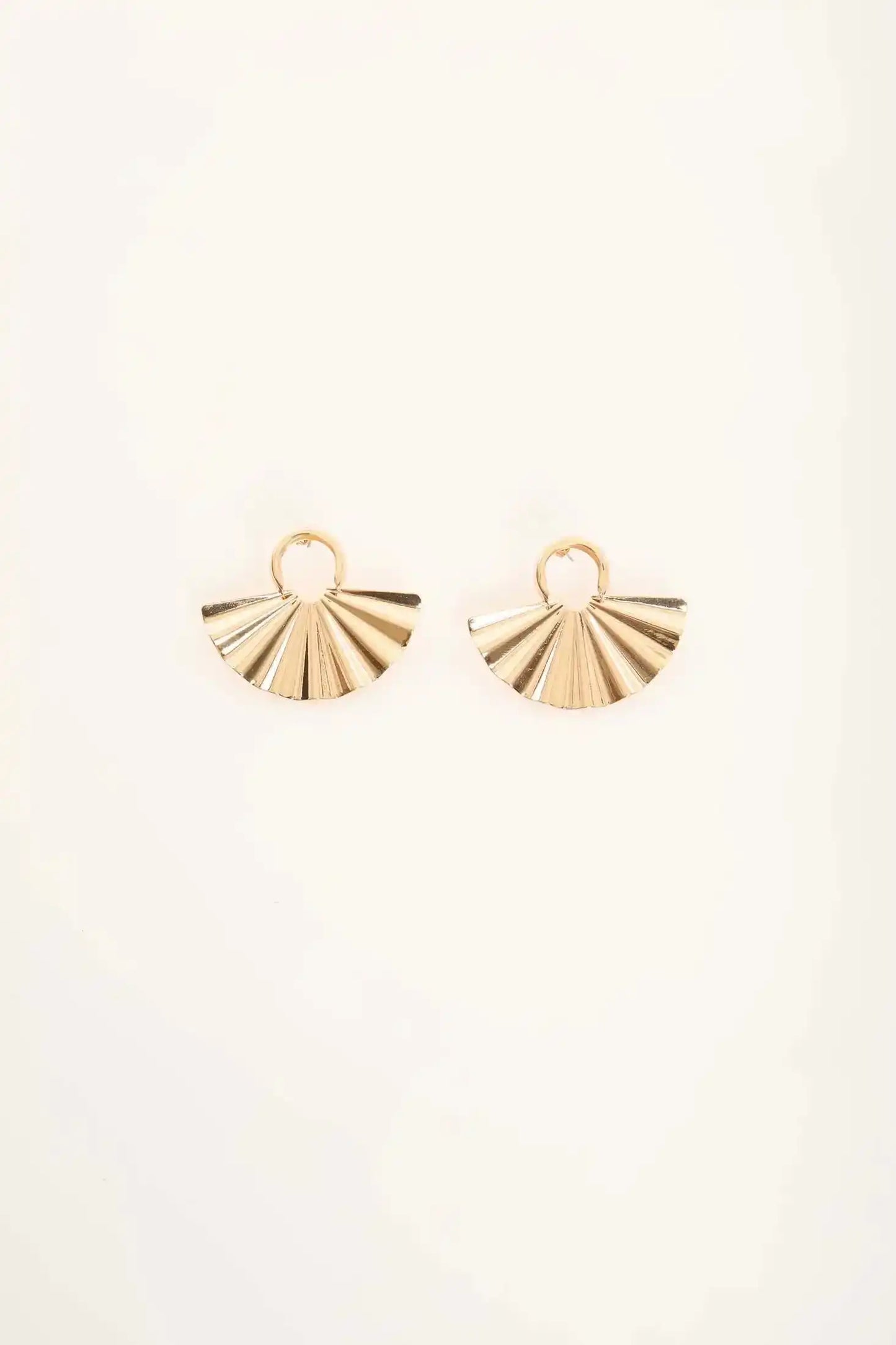Iron Fan-Shaped Earrings