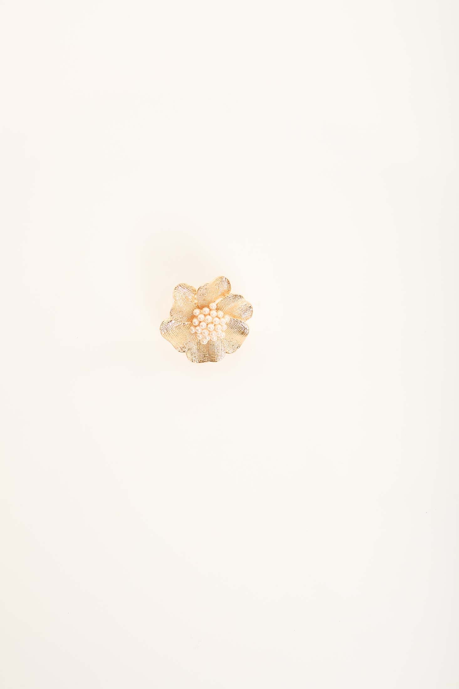 Floral Pearl Accent Ring