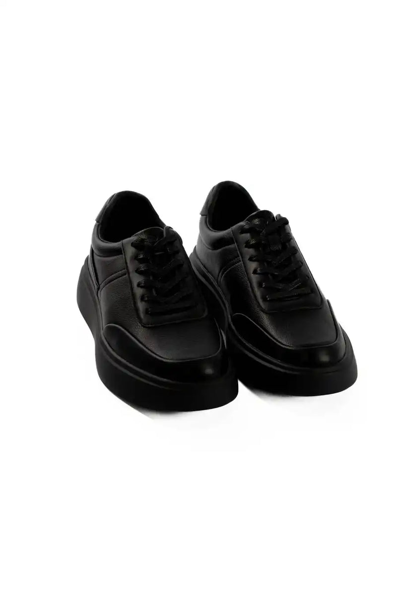 Noir Platform Sneakers