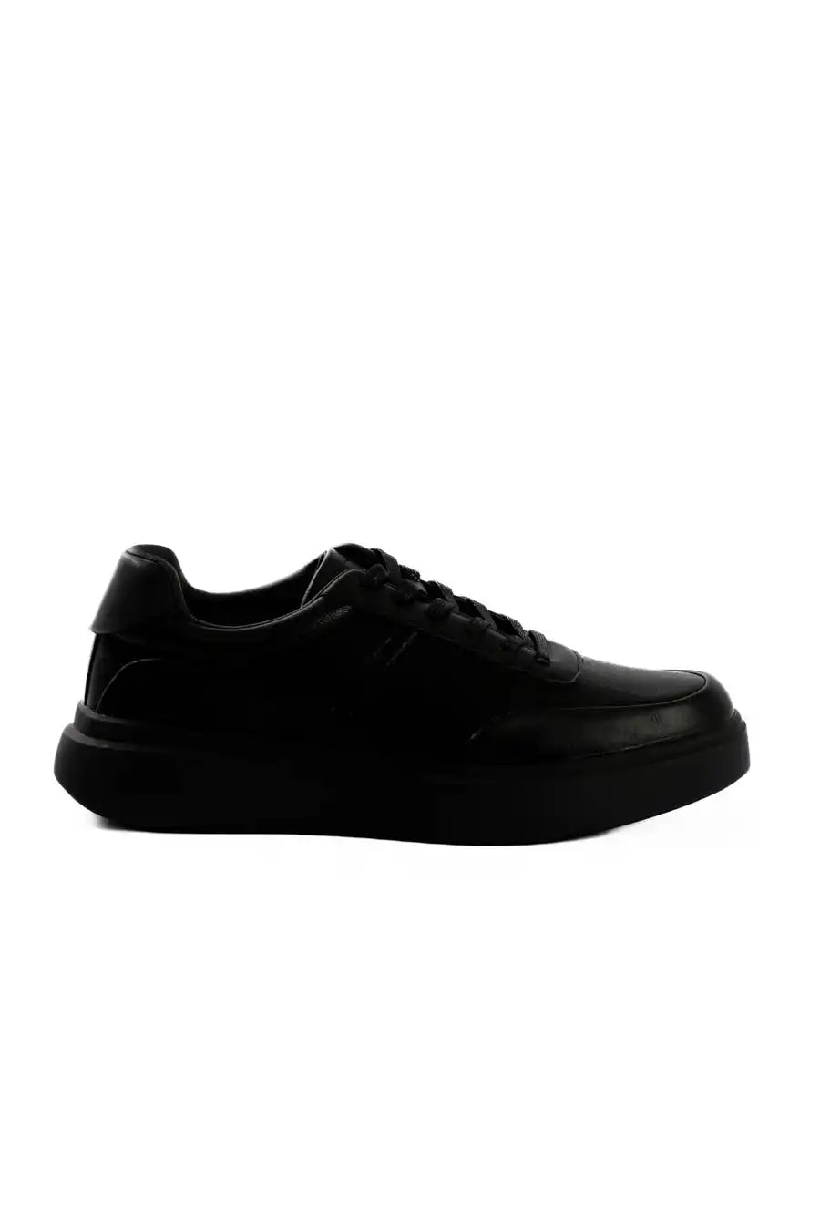 Noir Platform Sneakers