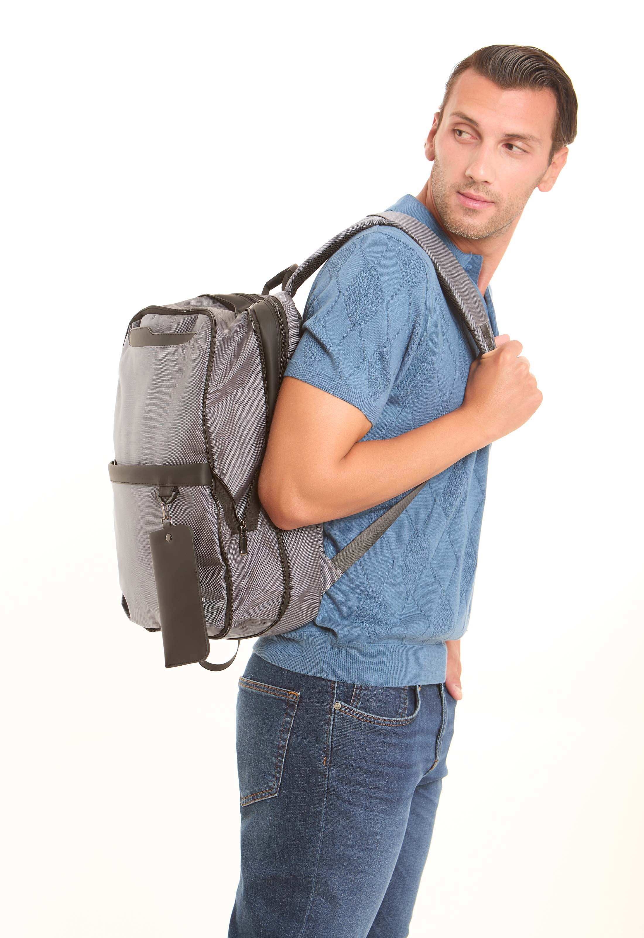 حقيبة ظهر خفيفة الوزن لللابتوب مع قسم مبطن