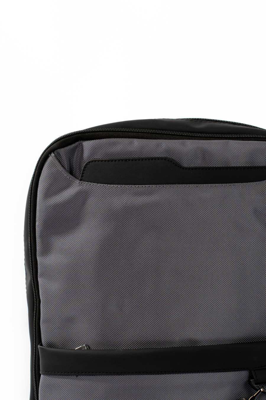 حقيبة ظهر خفيفة الوزن لللابتوب مع قسم مبطن