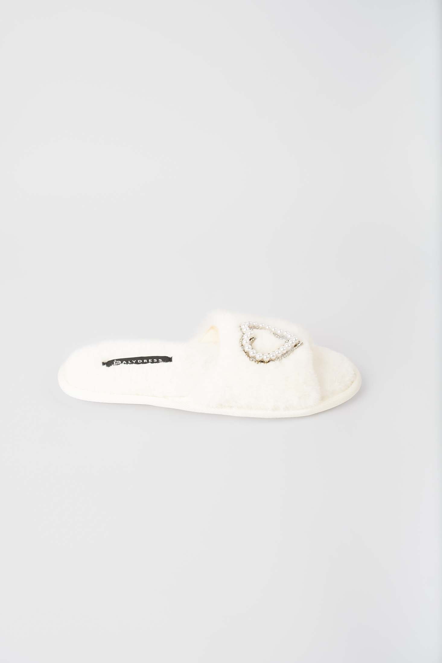 Pearl Heart Faux Fur Home Slippers