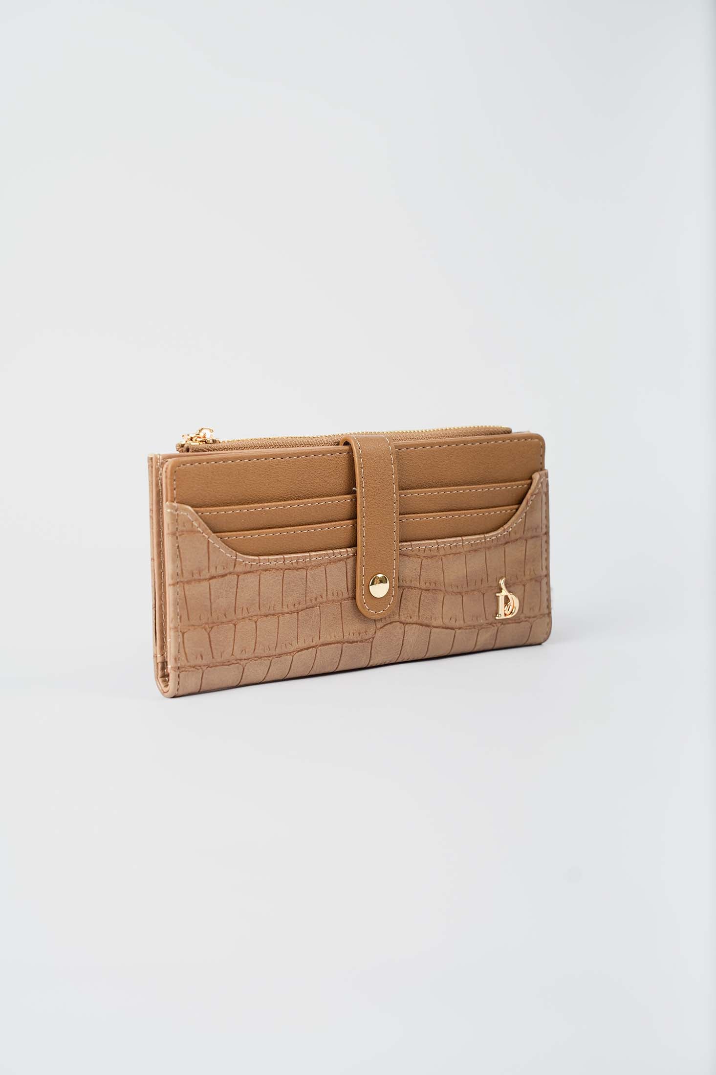 Croc-Pattern Wallet with Flap Closure