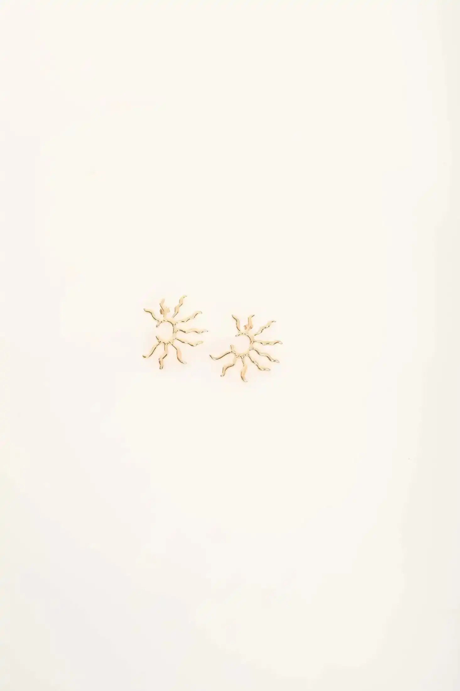 Sun Rays Shaped Earrings