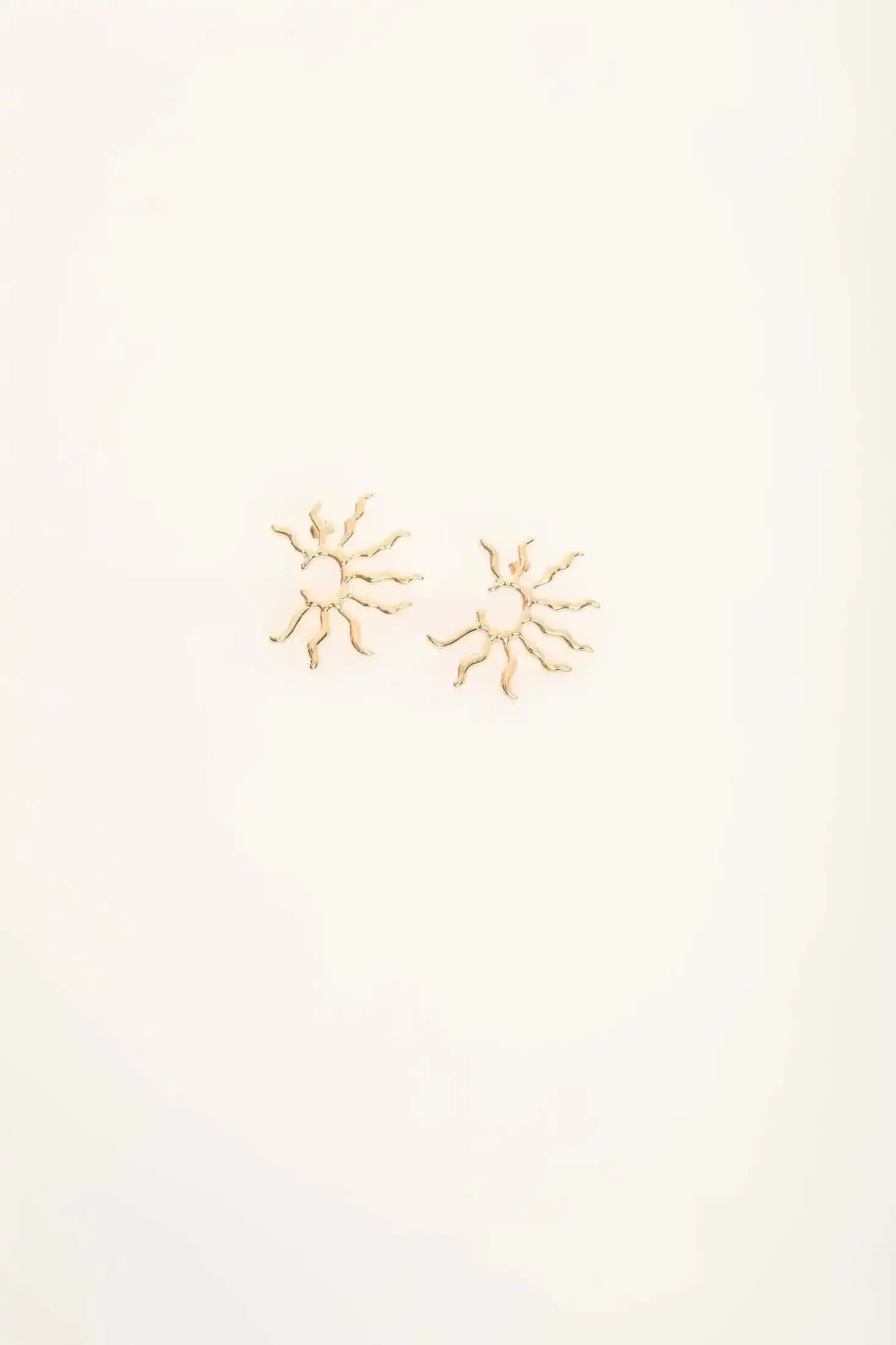 Sun Rays Shaped Earrings