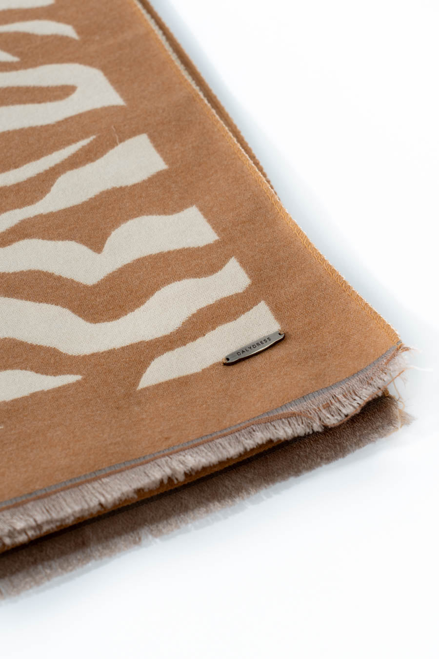 غلاف وشاح ناعم بنمط حمار وحشي قابل للعكس