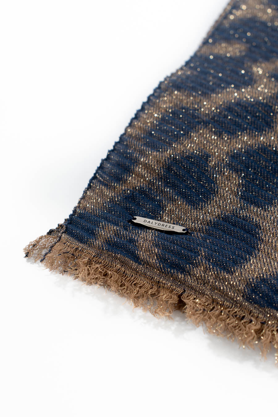 وشاح بنمط الفهد ذو ملمس ناعم