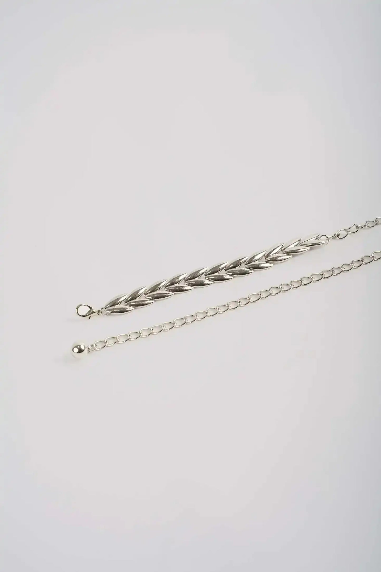 Sleek Leaf-Link Metal Chain Belt
