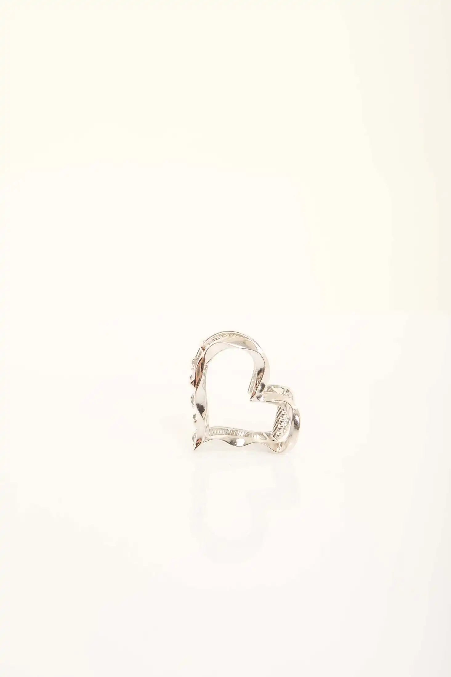 Wavy Heart Metal Hair Clip