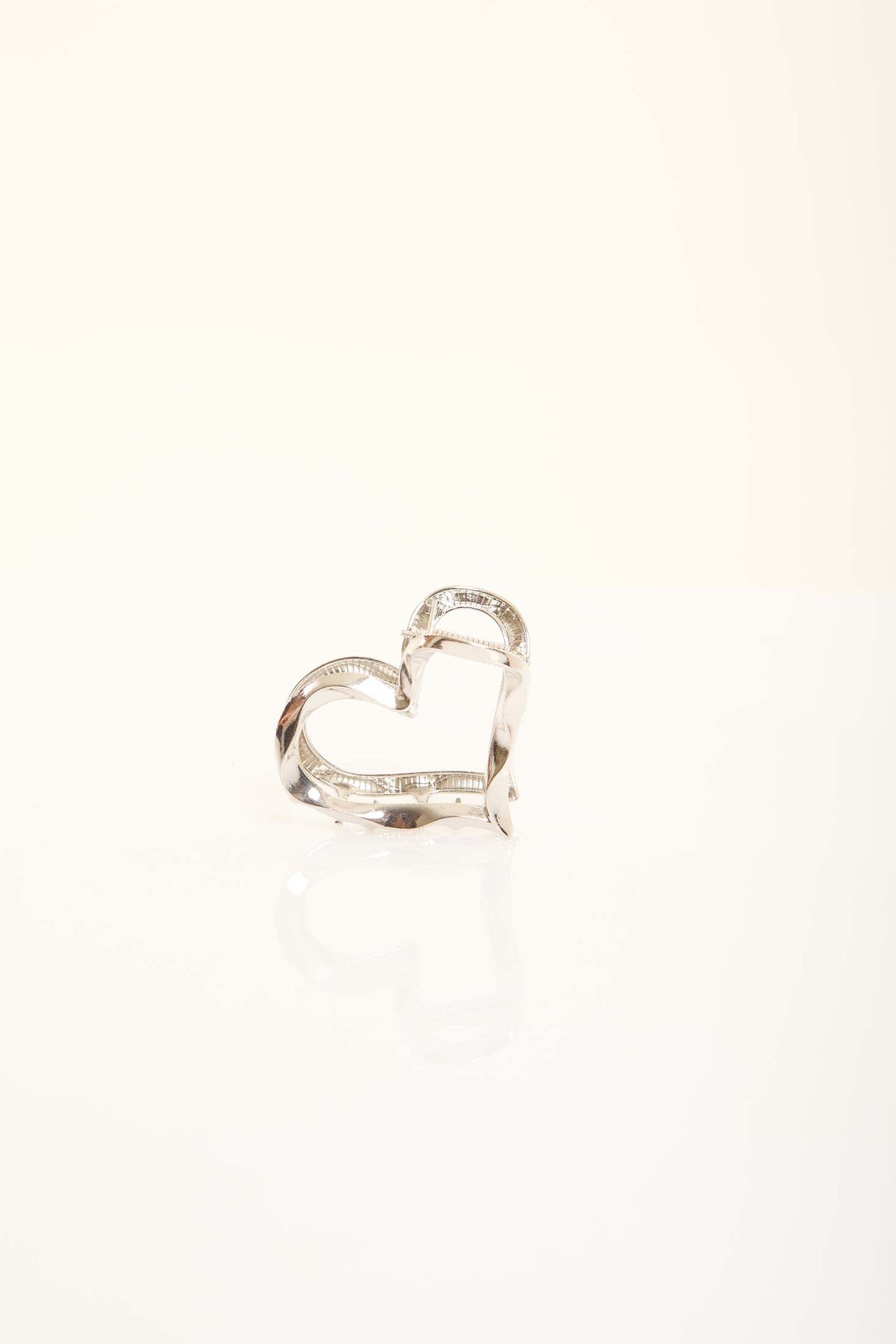 Wavy Heart Metal Hair Clip
