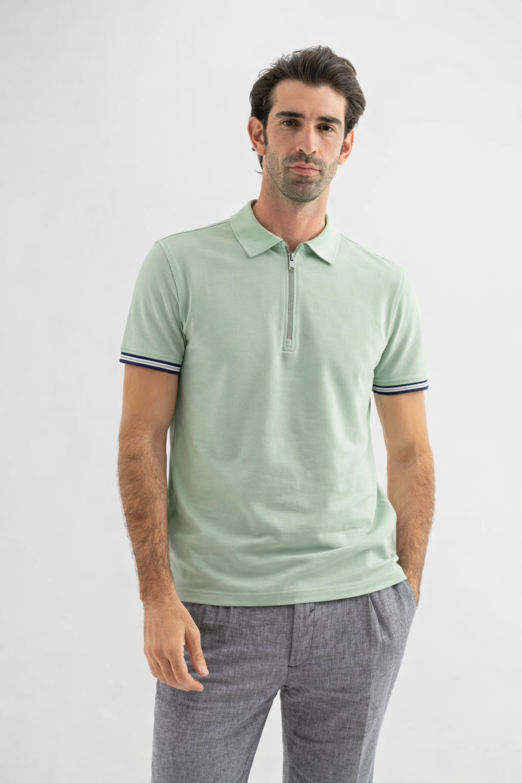 بولو رجالي قطني أخضر فاتح بسحاب أمامي