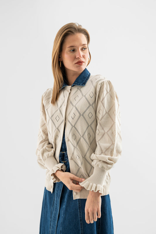 كارديجان قطني بنقشة ماسية بلون عاجي