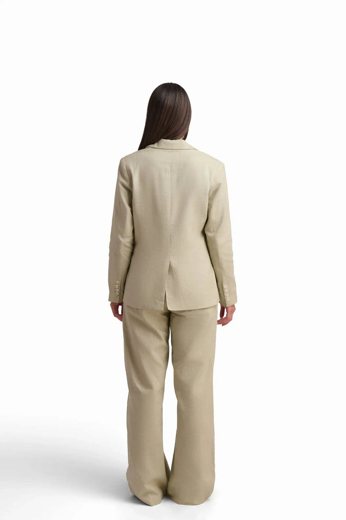 Elegant Linen Blend Blazer