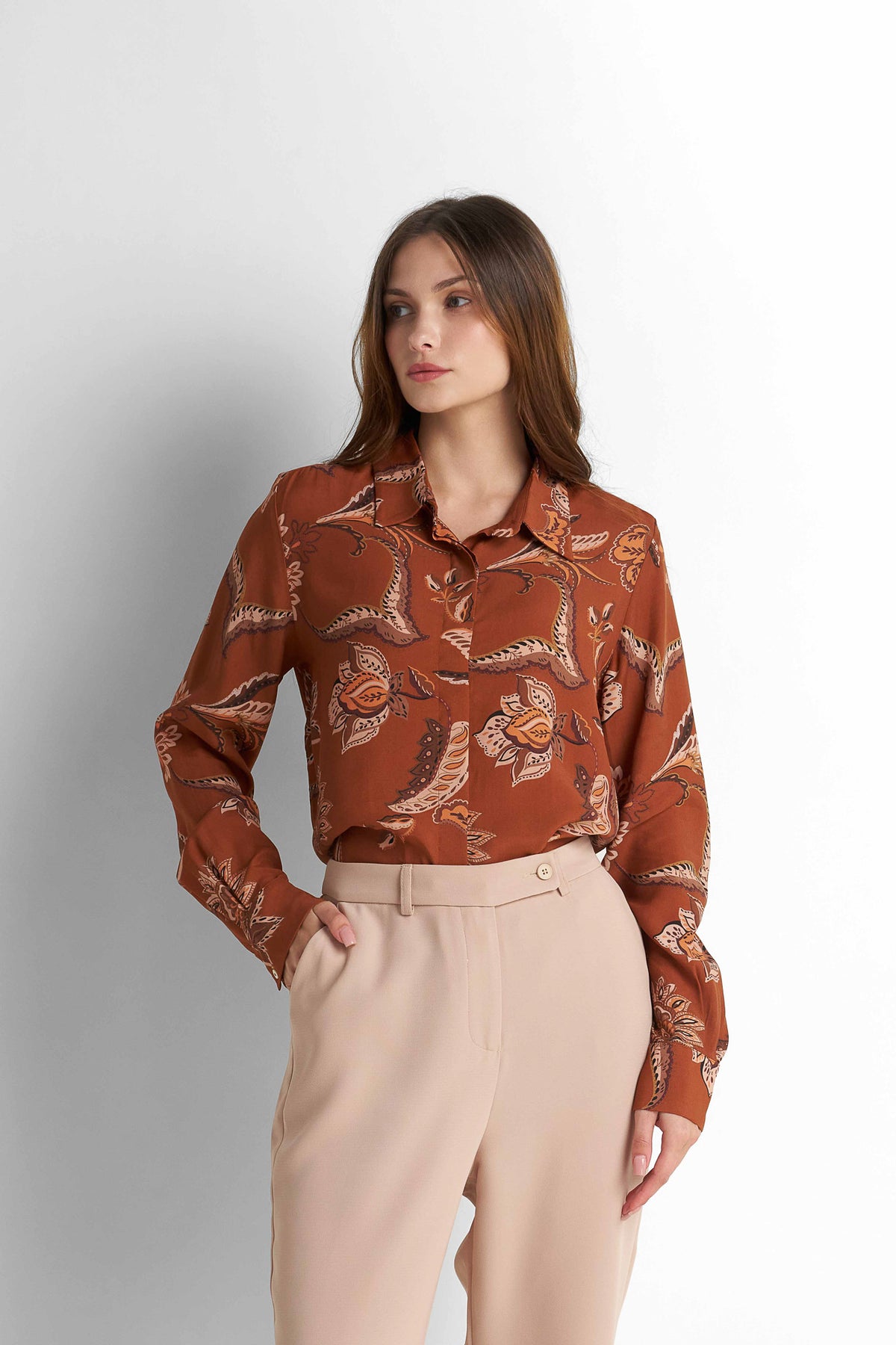 Tailored High-Waist Pants - Mocha