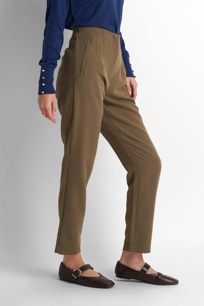 Straight-Leg Pants - Olive