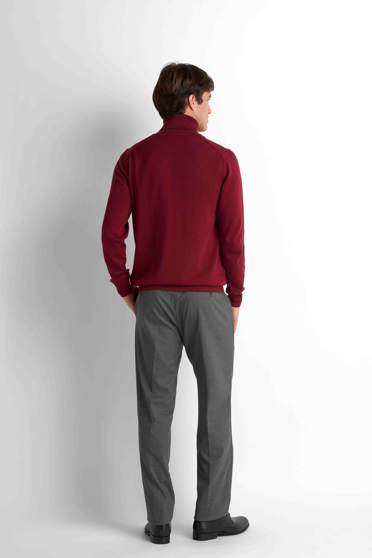 Turtleneck Knit Pullover - Burgundy