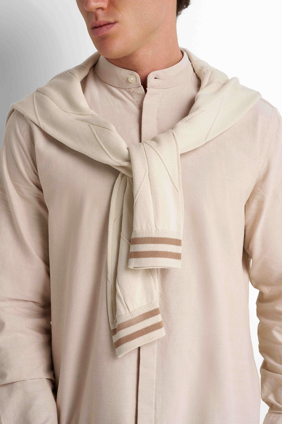 Crew Neck Knit Pullover - Light Beige