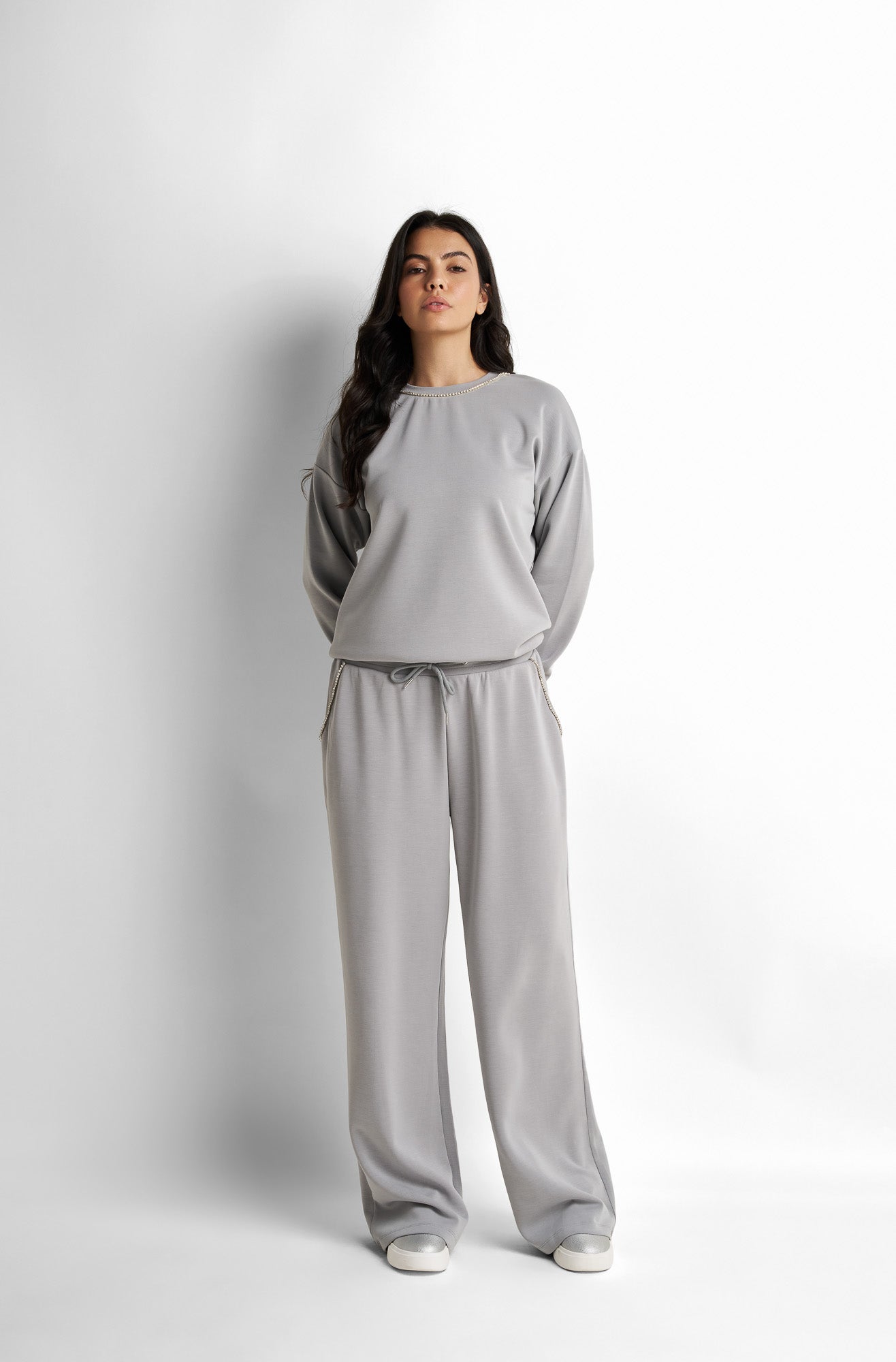 Sweat Shirt