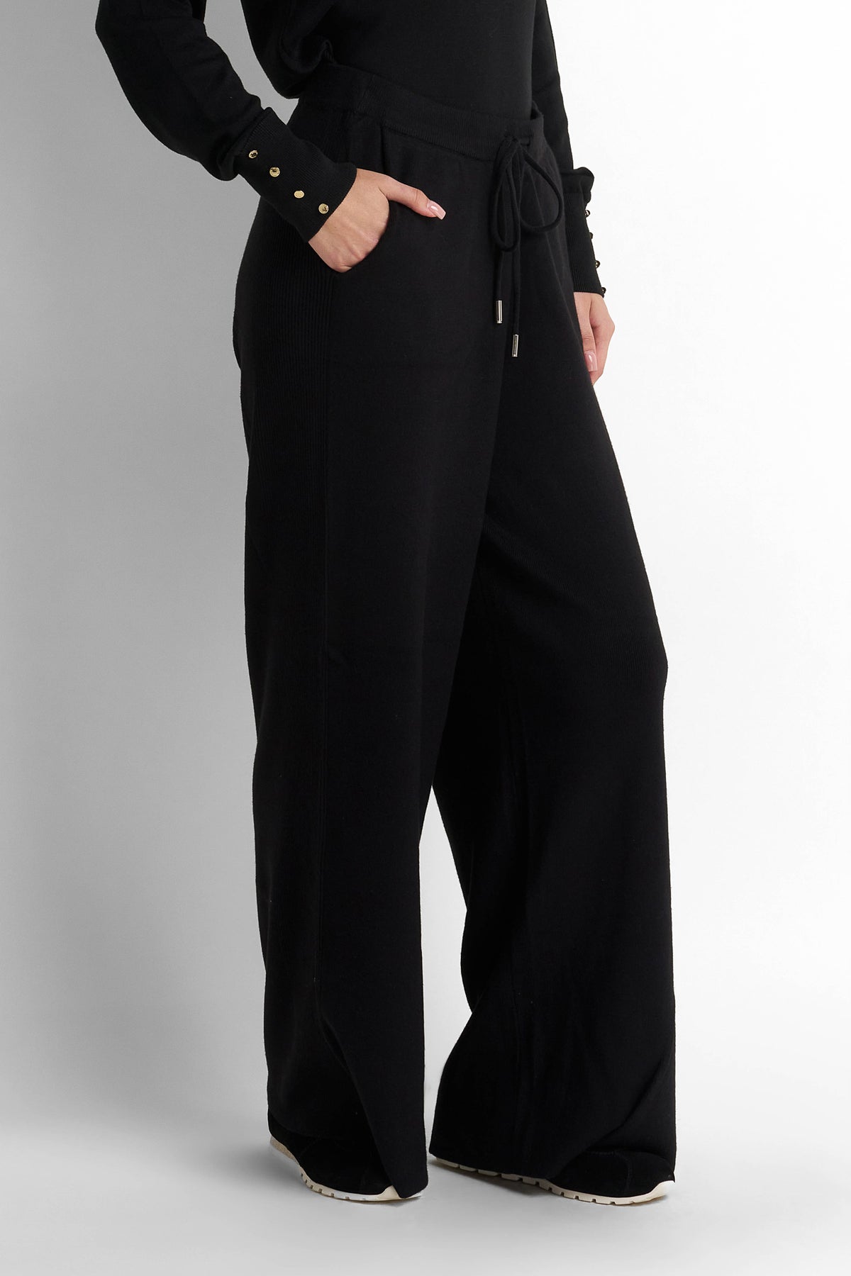 Drawstring Wide-Leg Pants - Black