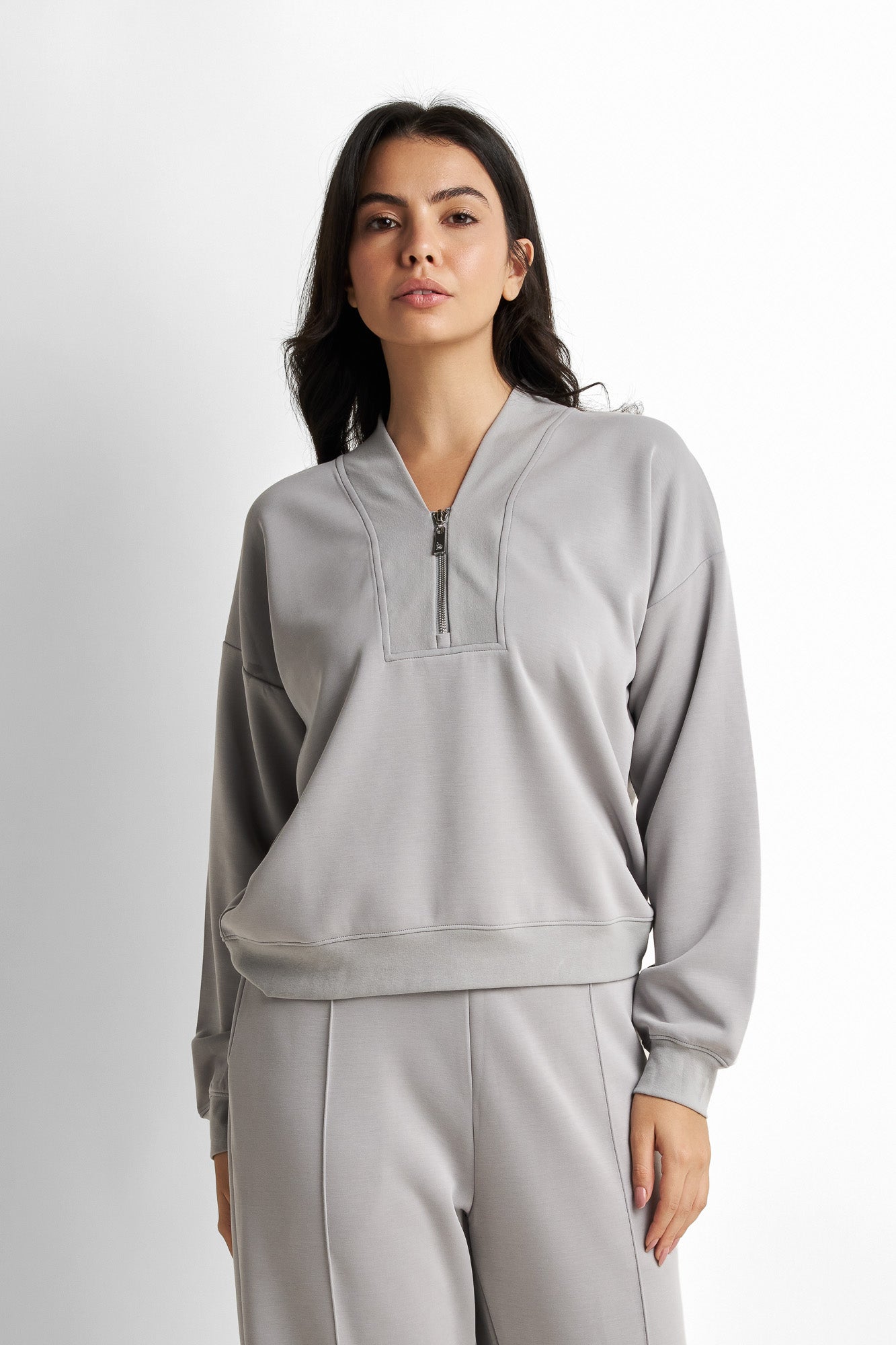 Sweat Shirt