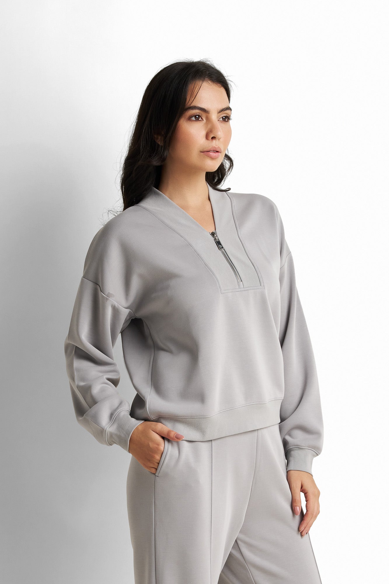 Sweat Shirt