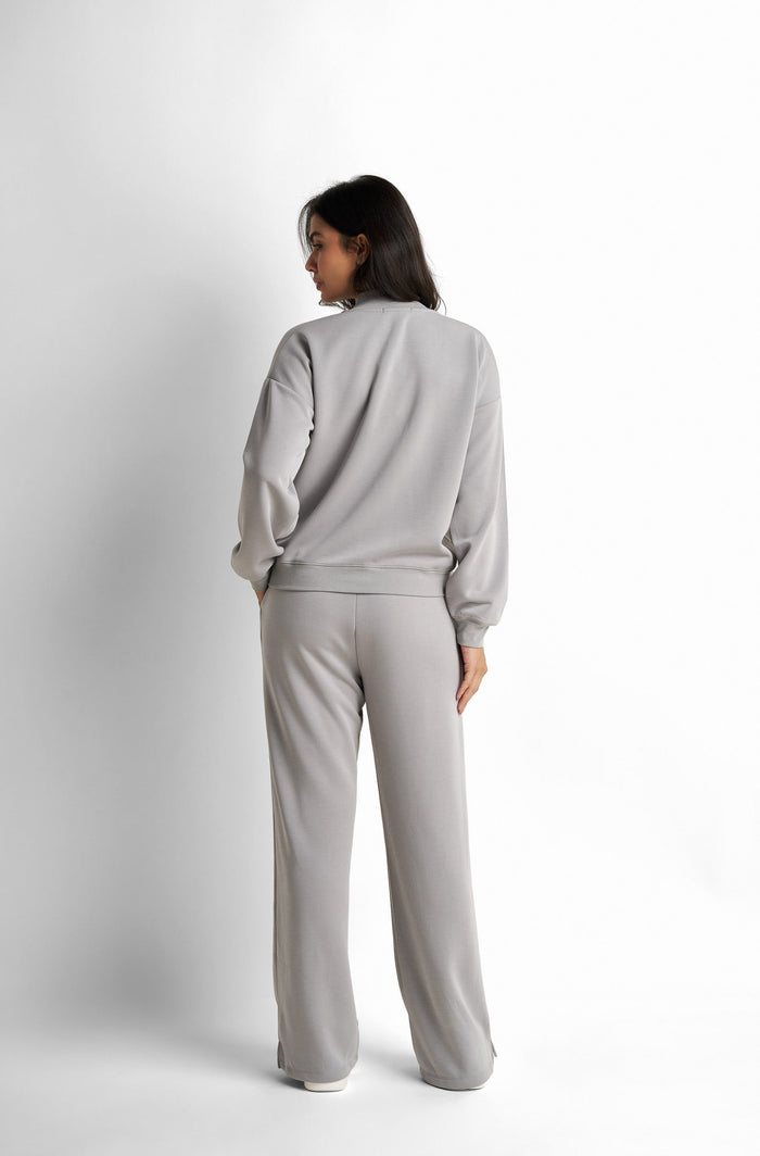 Loose-Fit V-Neck Sweat Shirt