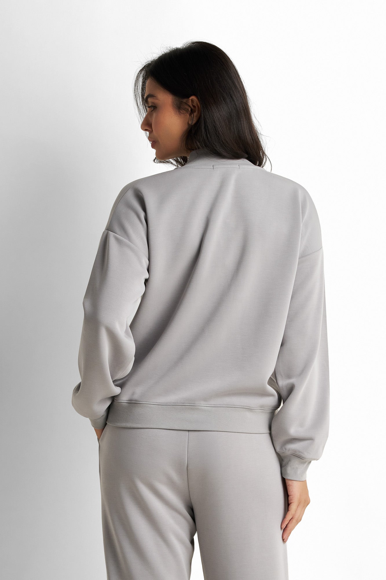 Sweat Shirt