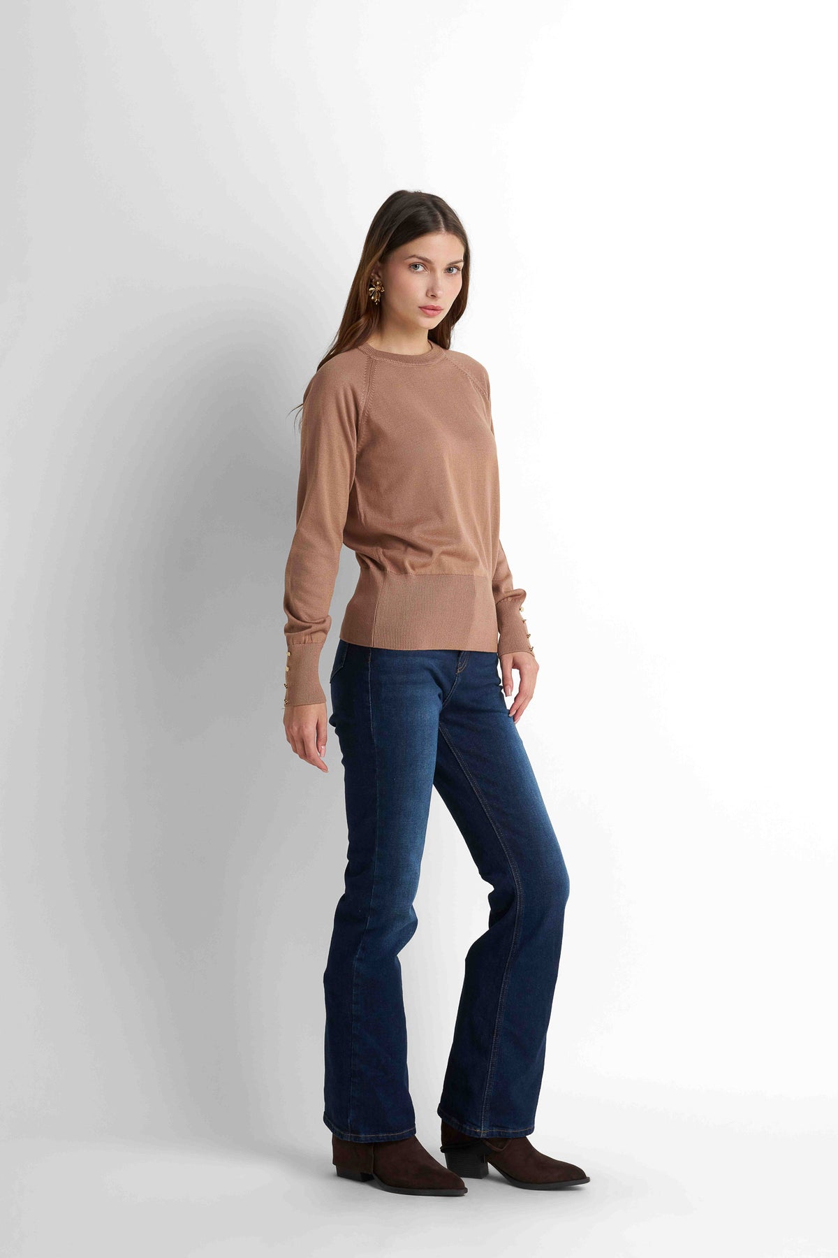 Crew Neck Knit Pullover - Mocha
