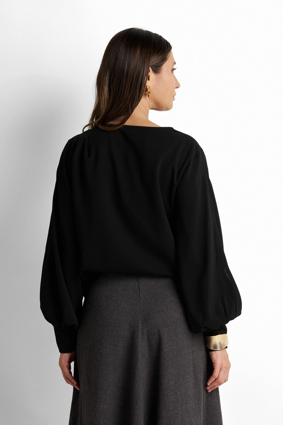 Twisted drape blouse with volume sleeves