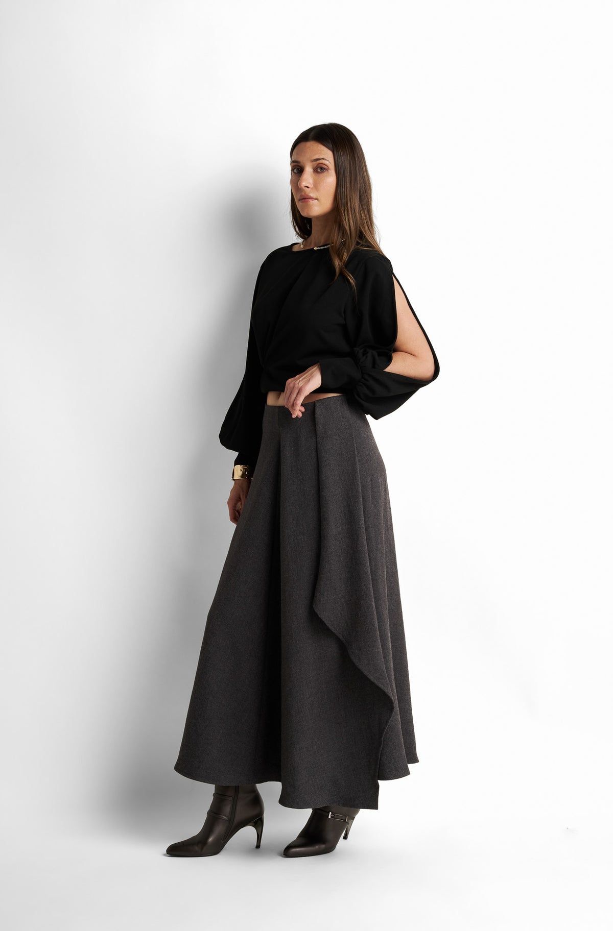 Twisted drape blouse with volume sleeves