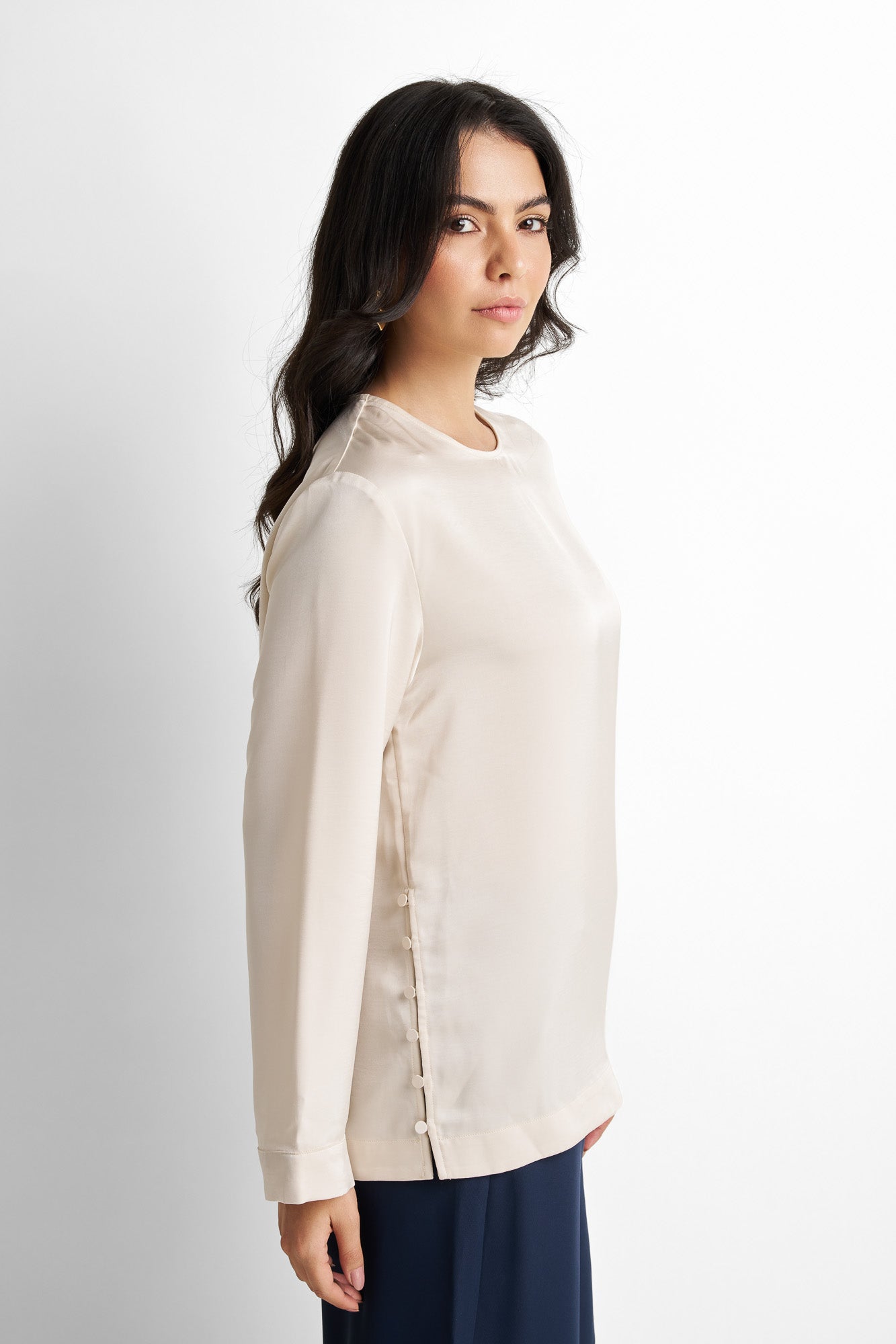 asymmetry button-up blouse, long sleeves