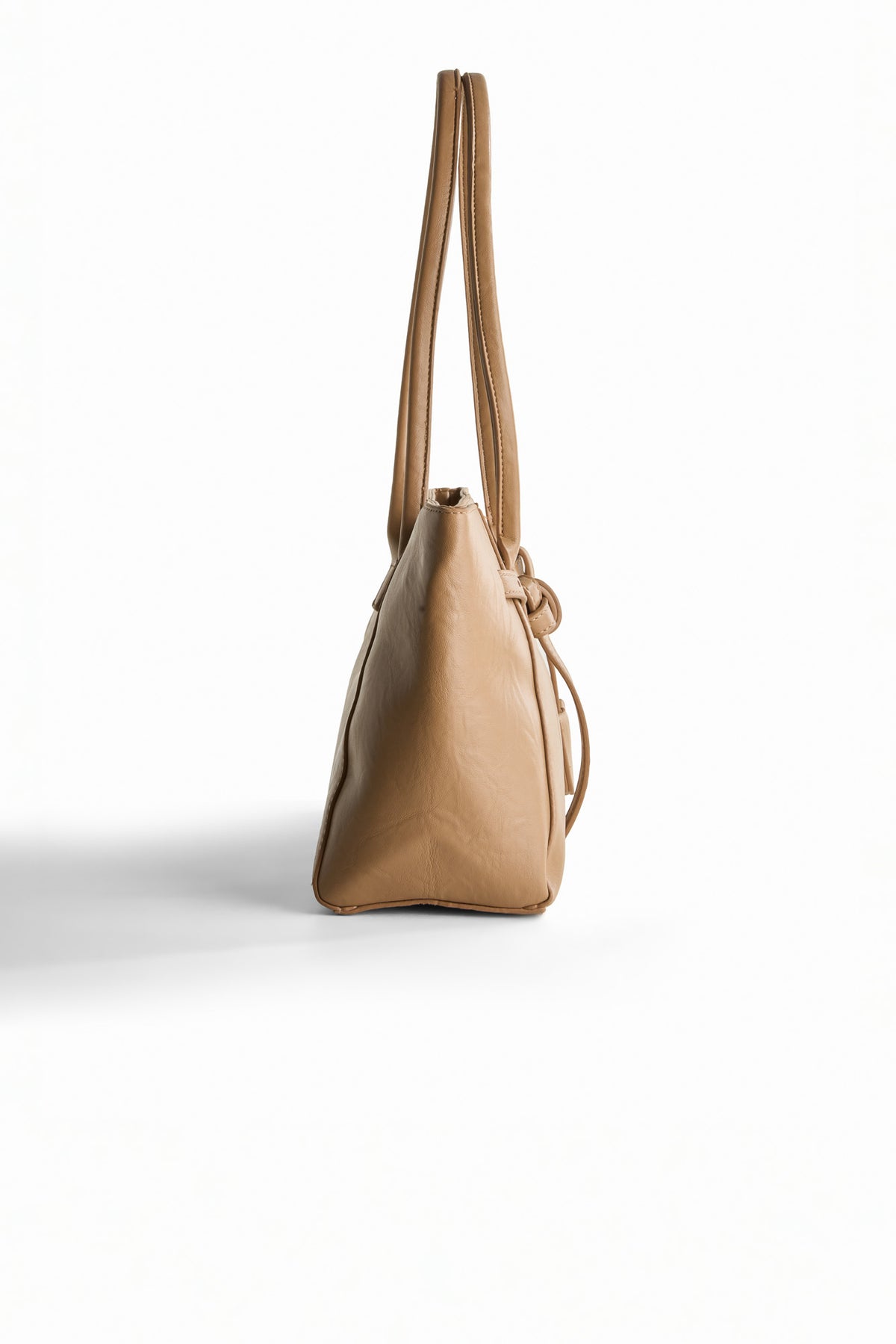 Strucured leather Tote bag